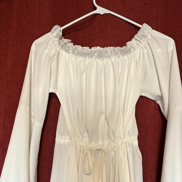 Renaissance Style Dress SZ Sm. NEW - Picture 3 of 11